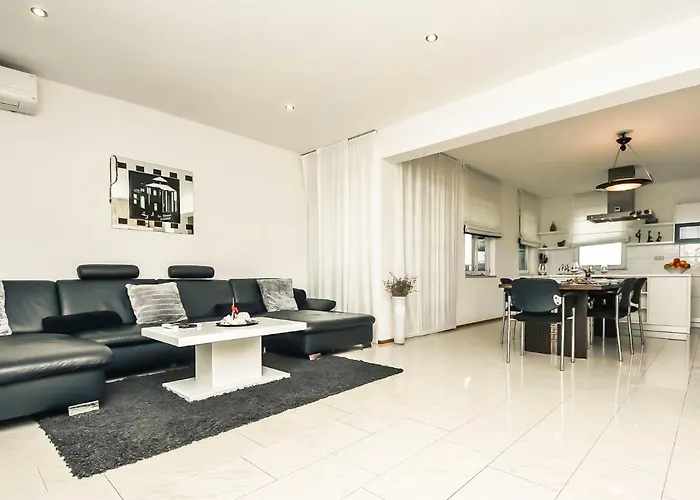 Dalmacija By Interhome *