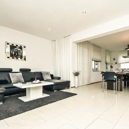 Dalmacija By Interhome *