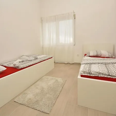 Ferienhaus Dalmacija By Interhome *