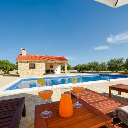 Dalmacija By Interhome Ferienhaus